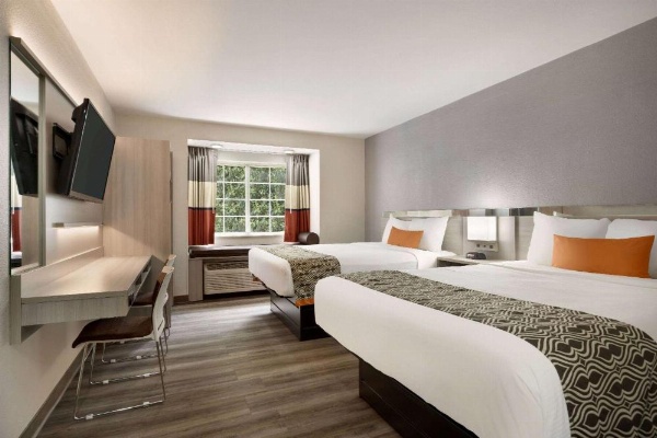 Microtel Inn & Suites by Wyndham Raleigh image 16